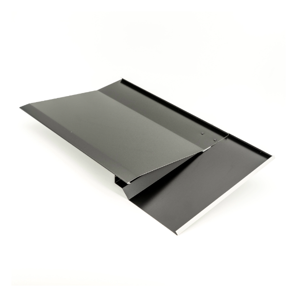 GSE METAL TOP RIGHT FLASHING BLACK ART100574